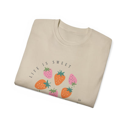 T-Shirt: Life is Sweet