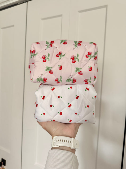 Trousse (choisis en LIVE🎀)